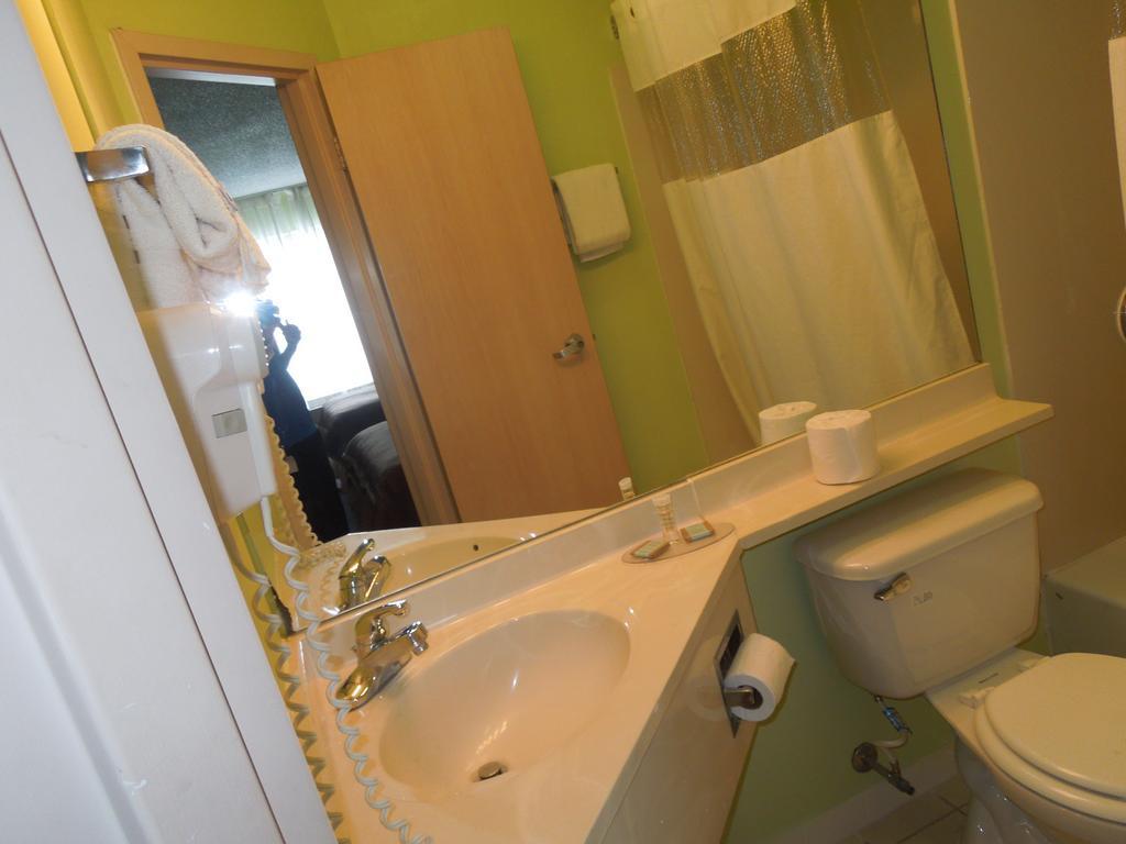 Travelodge - Cincinnati Sharonville Ruang foto