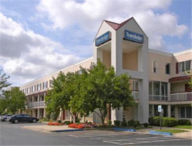 Travelodge - Cincinnati Sharonville Bagian luar foto